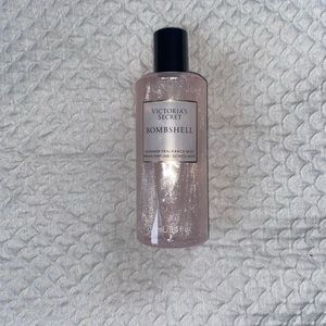Victoria’s Secret Bombshell Shimmer Fragrance Mist